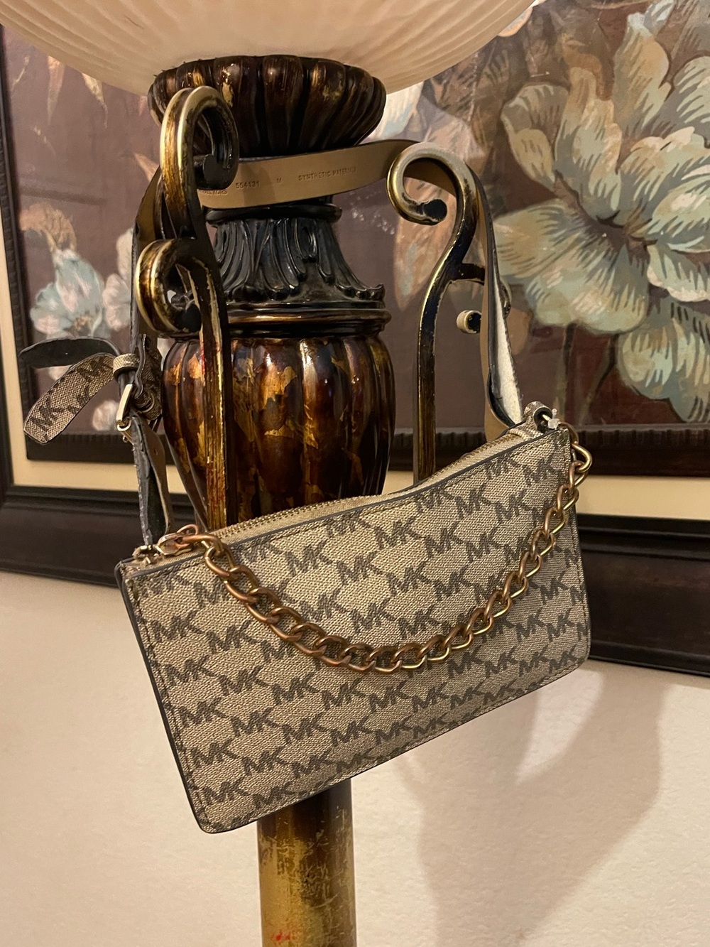 Michael Michael Kors please check all picture of condition